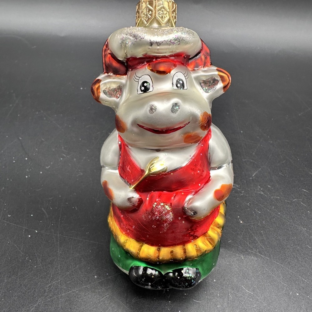 1998 CHRISTOPHER RADKO CHOW CHOWS COW 98-081-0 ORNAMENT 4" COW WITH RED APRON